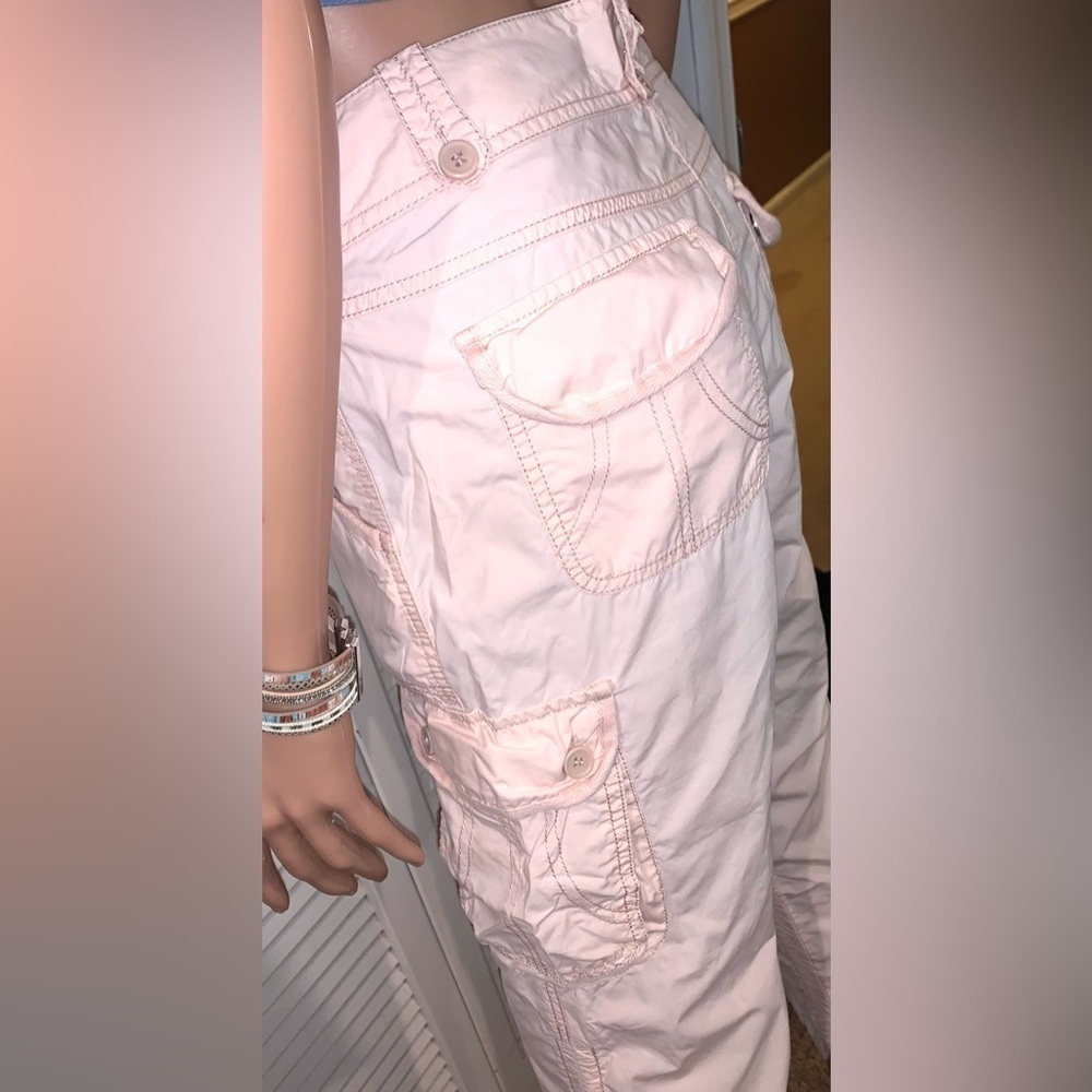 Vintage Y2K Powder Pink capri Cargo Pants by The Limited women’s size 2 - Picture 5 of 7